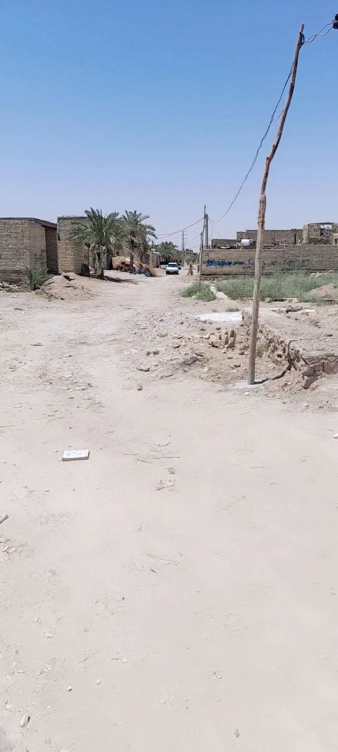 زمین فروشی