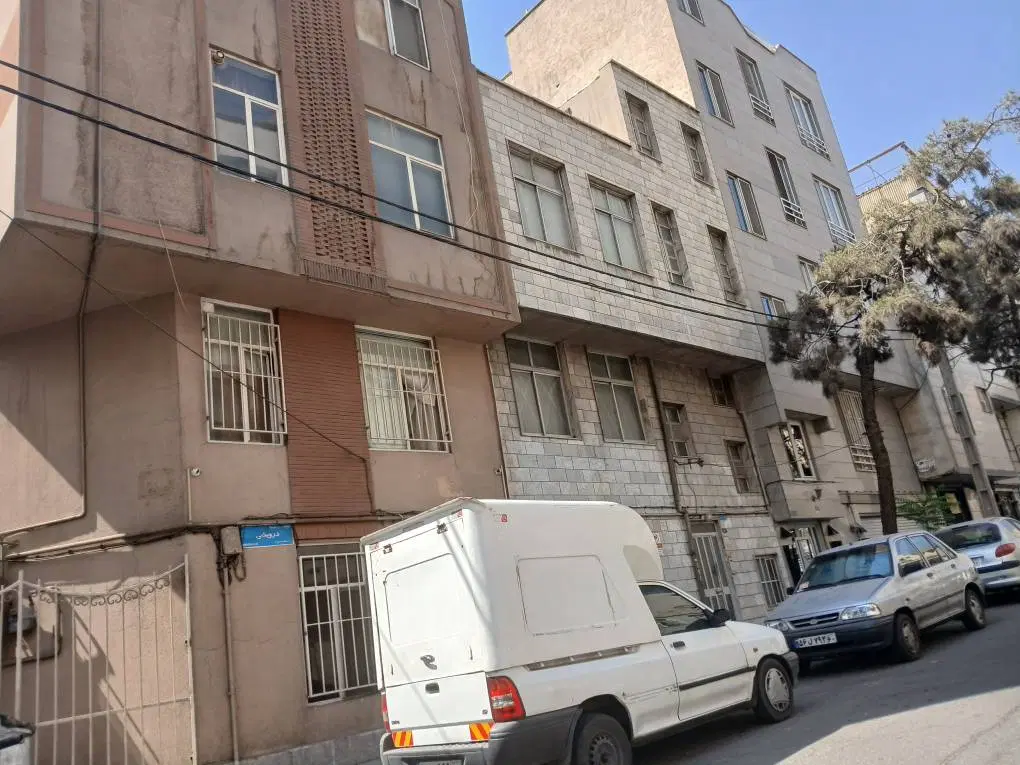 ۶۴متر کلنگی قابل سکونت آینده دار_ بالای رسالت
