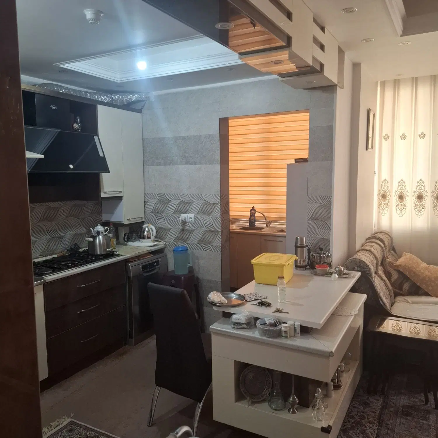 تک واحدی ۱۳۰متری