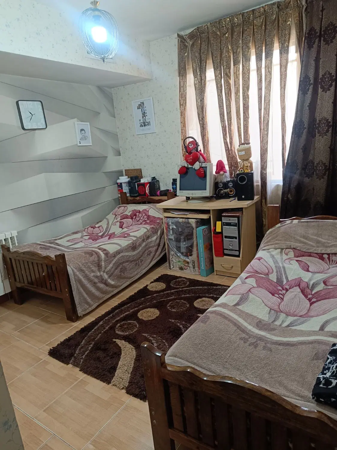 فروش واحد تاجداری