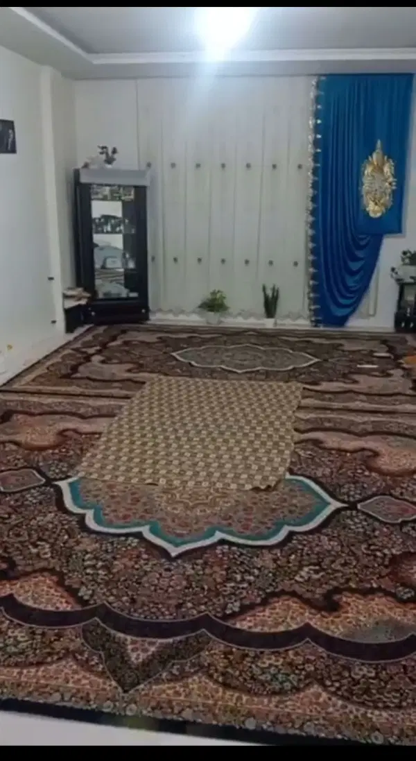 طبقه دوم با پارکینگ و آسانسور