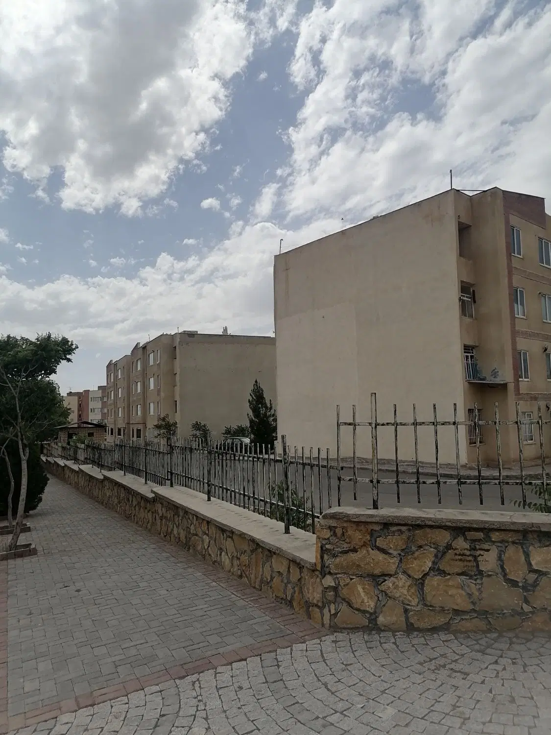 فروش آپارتمان بینالود