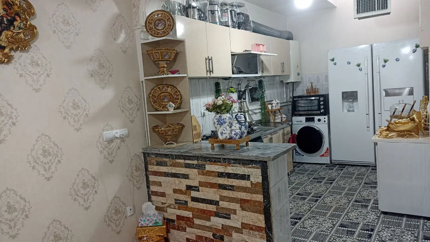 خانه دو طبقه