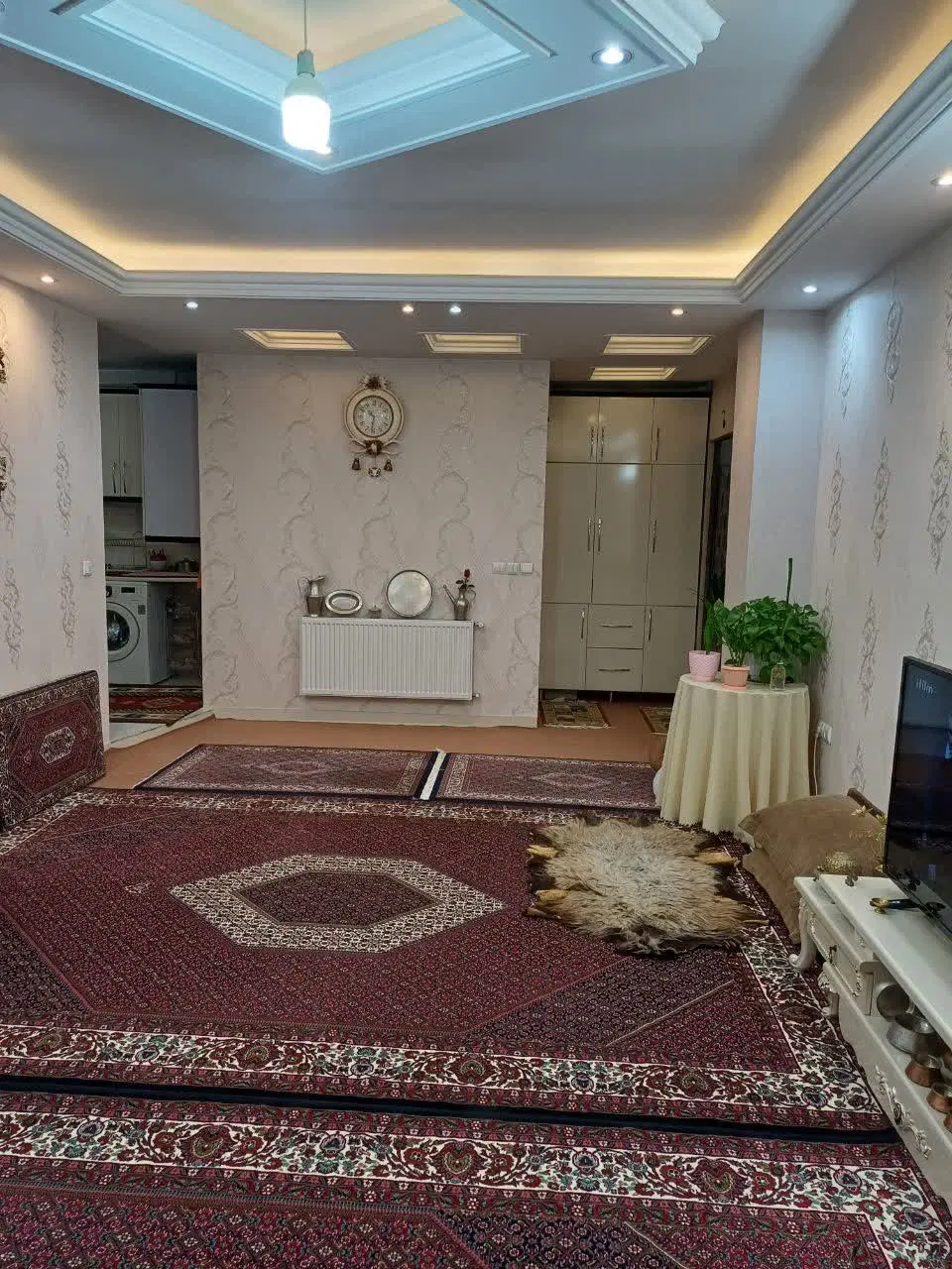 آپارتمان ثمین ۳