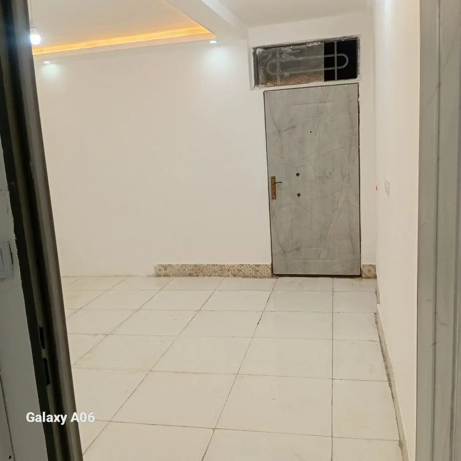 فروش یک واحد آپارتمان همکف   فوری