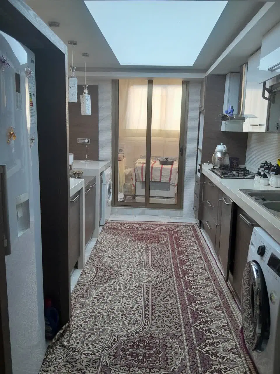 رهن و اجاره آپارتمان ۳ خوابه خیابان آذربهرام