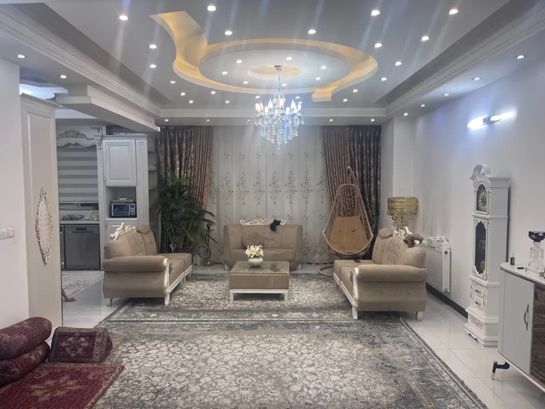 یک دستگاه واحد زیبا خوش نقش و دلباز (خیابان مدرس)