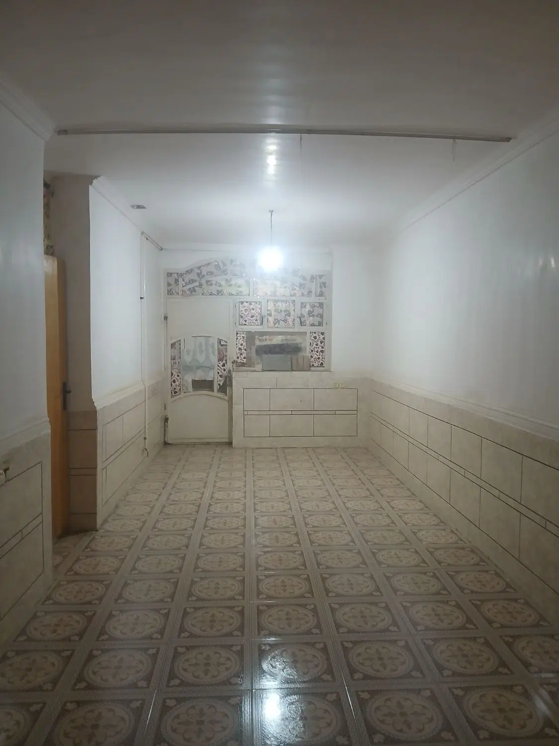 یک اتاق بزرگ جهت اجاره