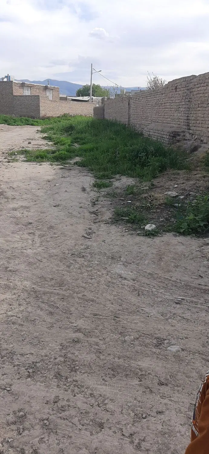 زمین مسکونی