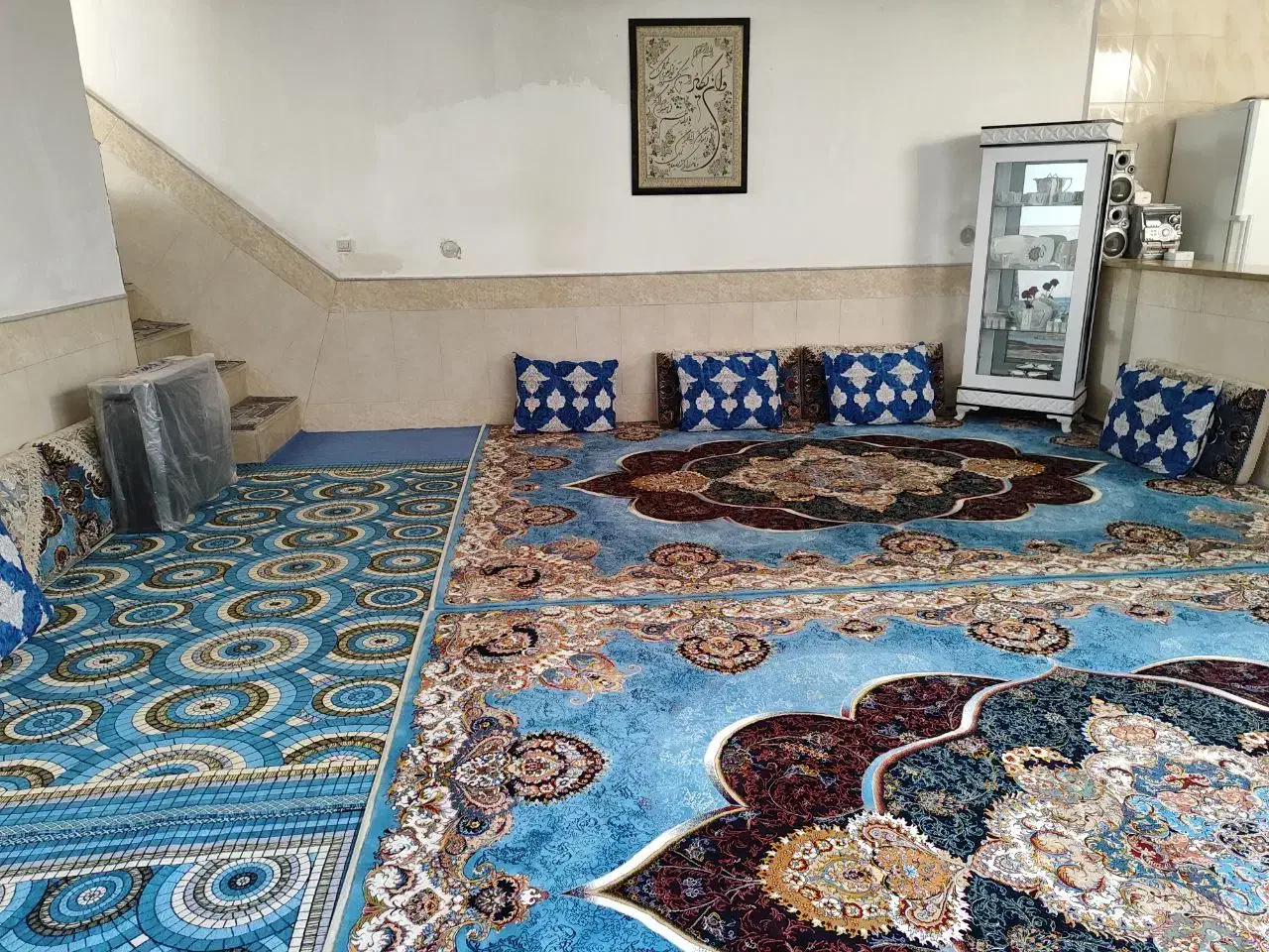 یک واحد آپارتمان در طبقه همکف_120متر