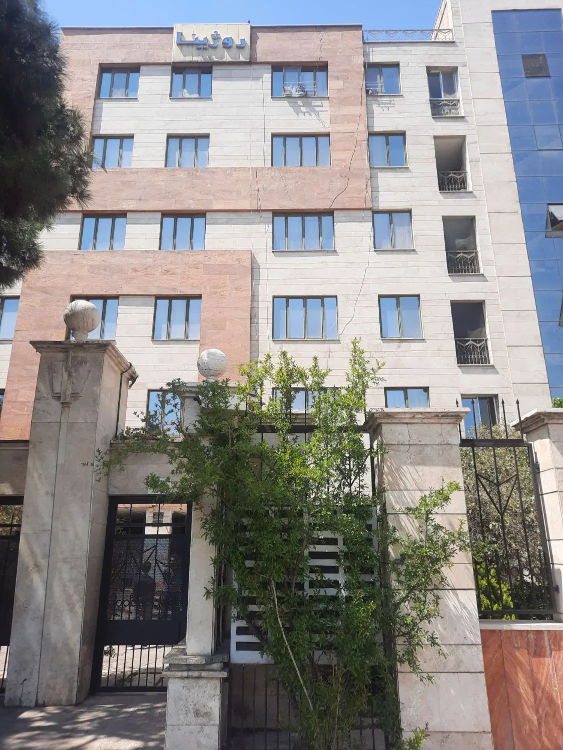 ۶۸.۵متر با پارکینگ
