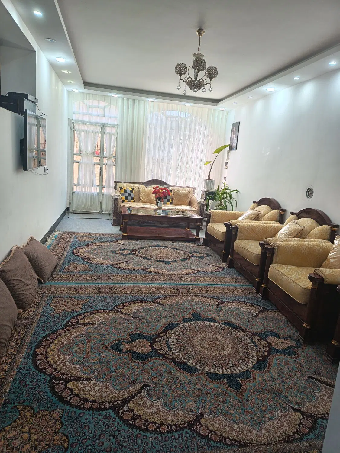 فروش منزل ویلایی سراج
