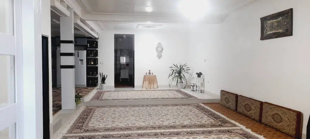۲۵۰ متر ساختمان ویلایی