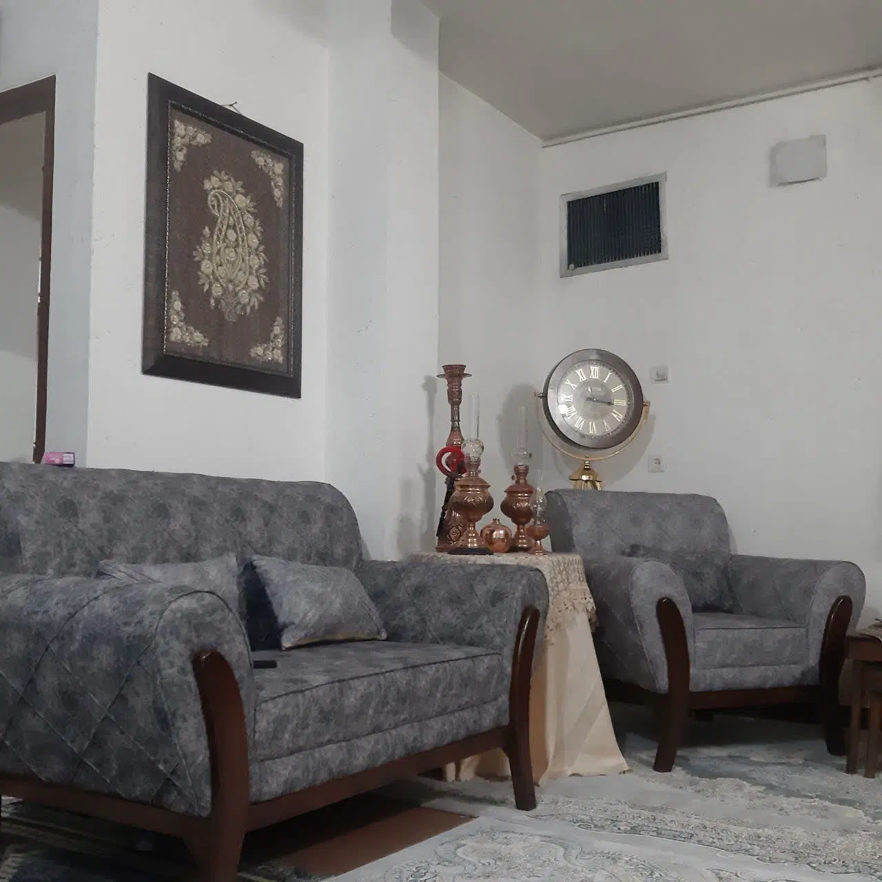 اپارتمان یک خوابه قیمت مناسب درشهر بهارستان