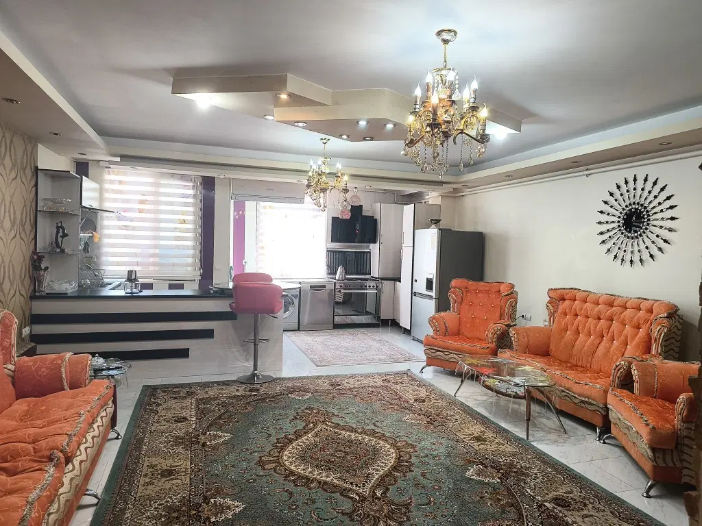 آپارتمان ۹۲ متری مرکز شهر