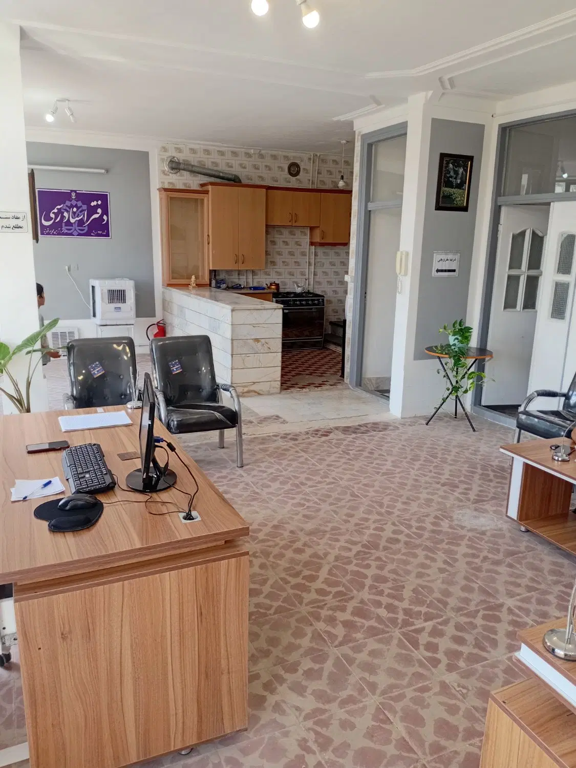 اجاره دفتر خدماتی یا برای سکونت