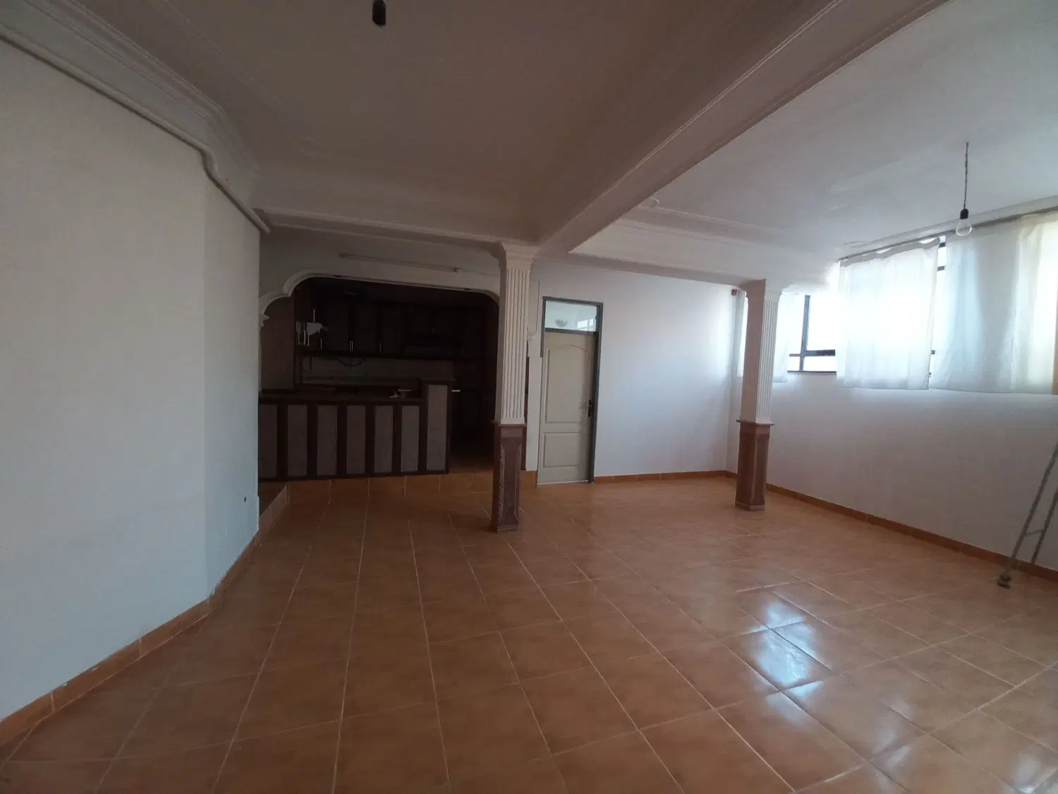 اجاره واحد مسکونی در آخماقیه واندیشه