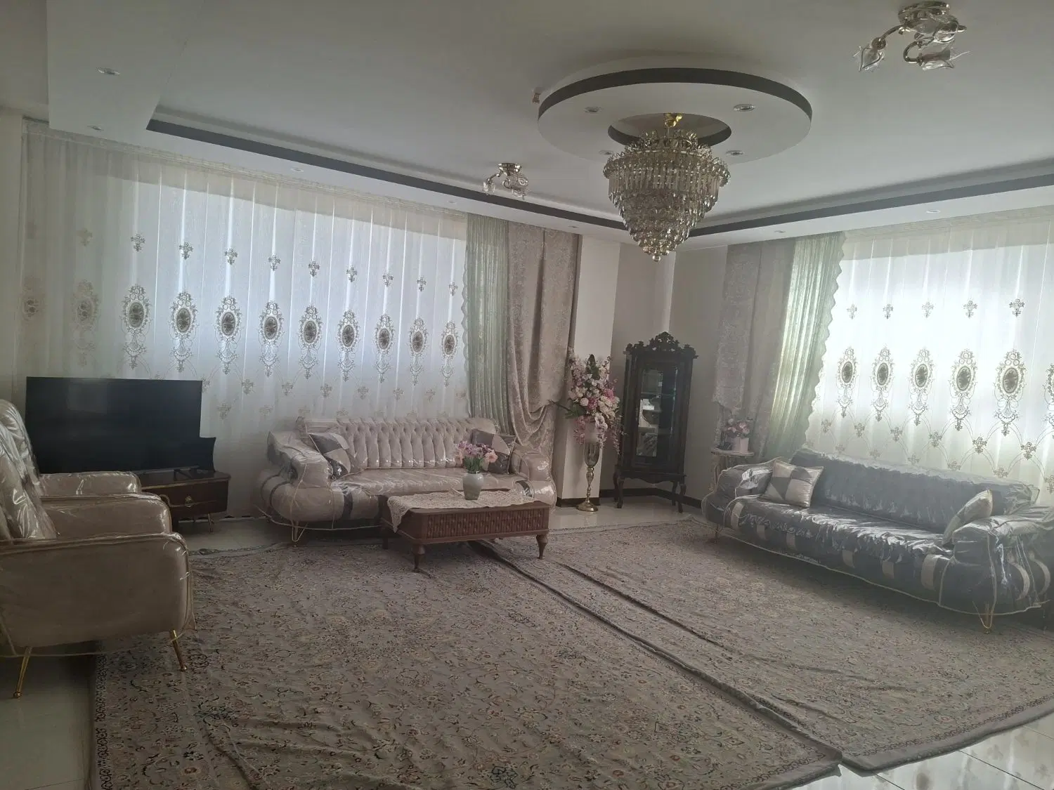 فروش یک واحد اپارتمان