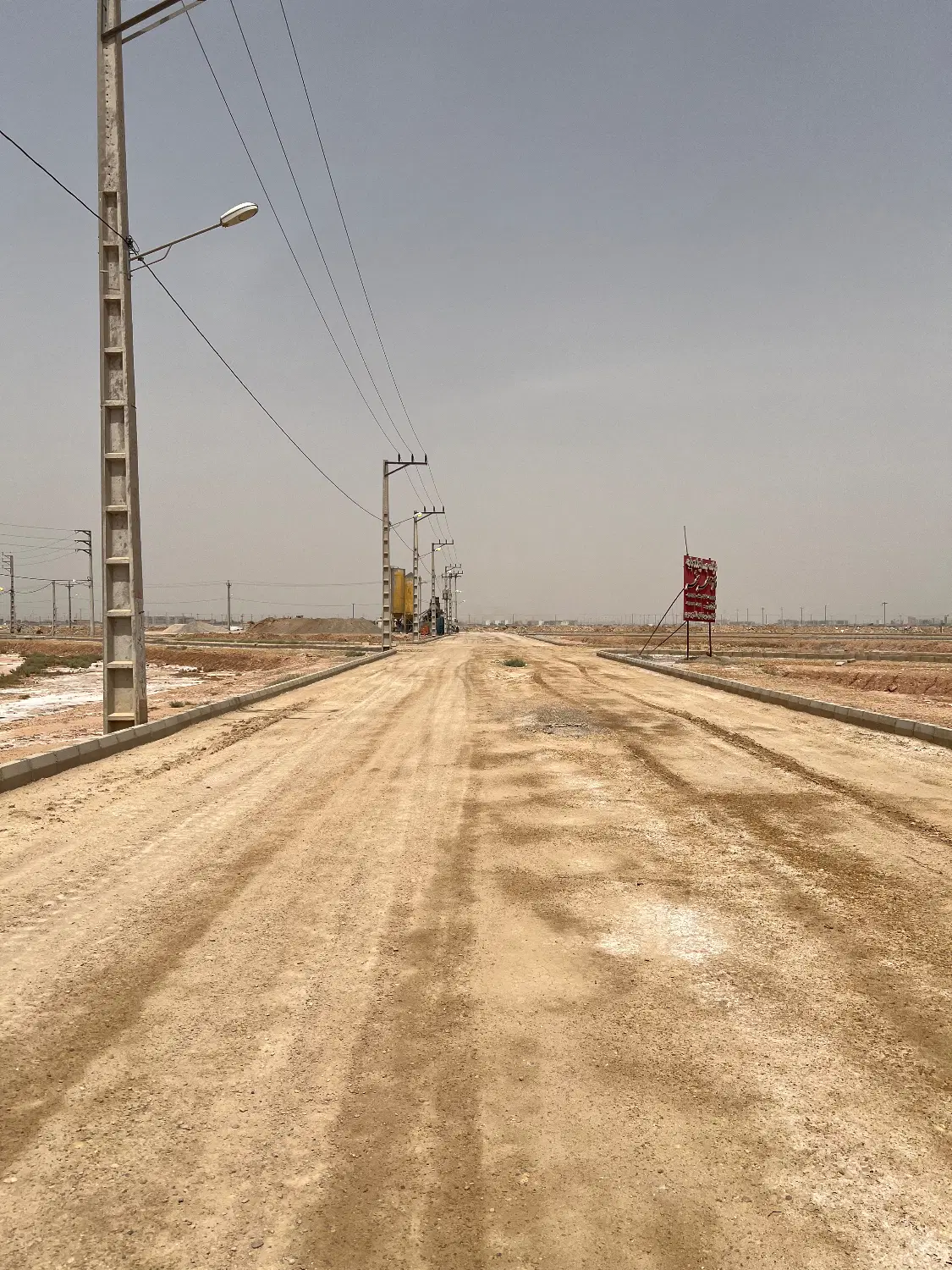 مهرشهر  قطعه ۲۲ خیابان ۱۶ متری ۳ نبش مسکونی تجاری