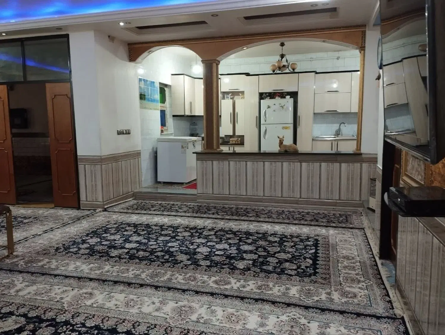 منزل مسکونی ویلایی دو طبقه