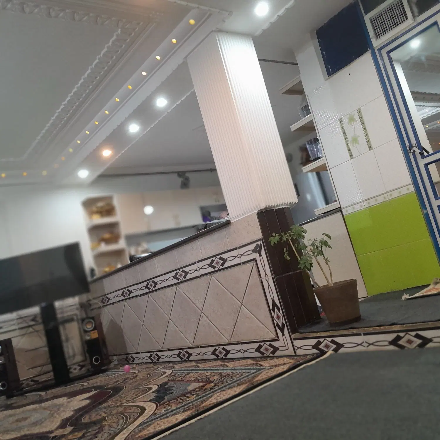 خونه شرف آباد