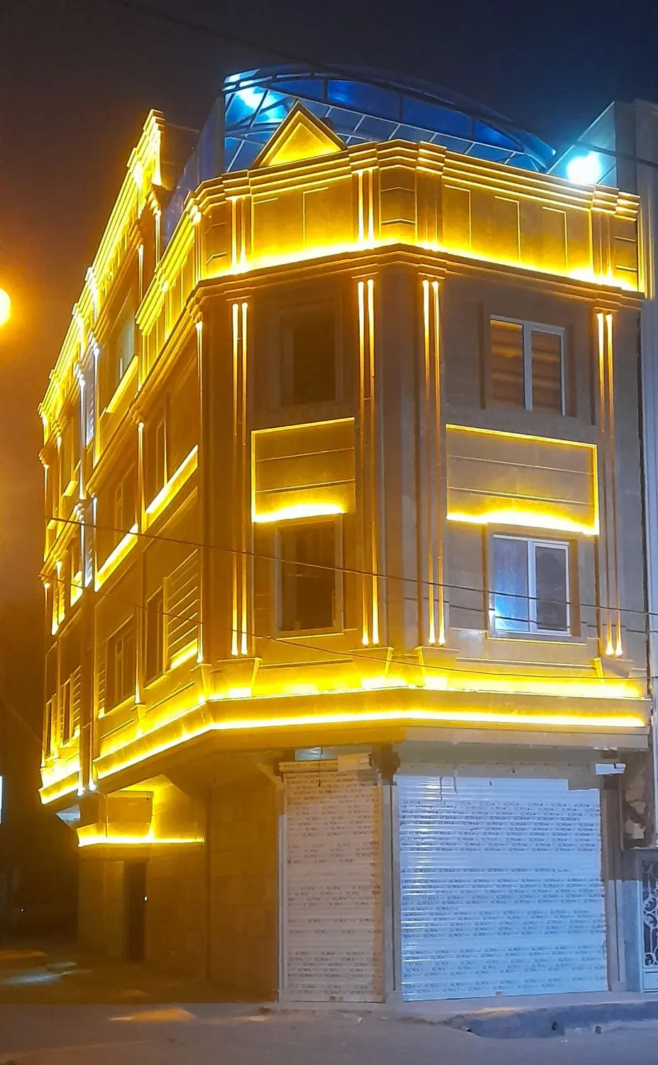 فروش ملک مسکونی وتجاری
