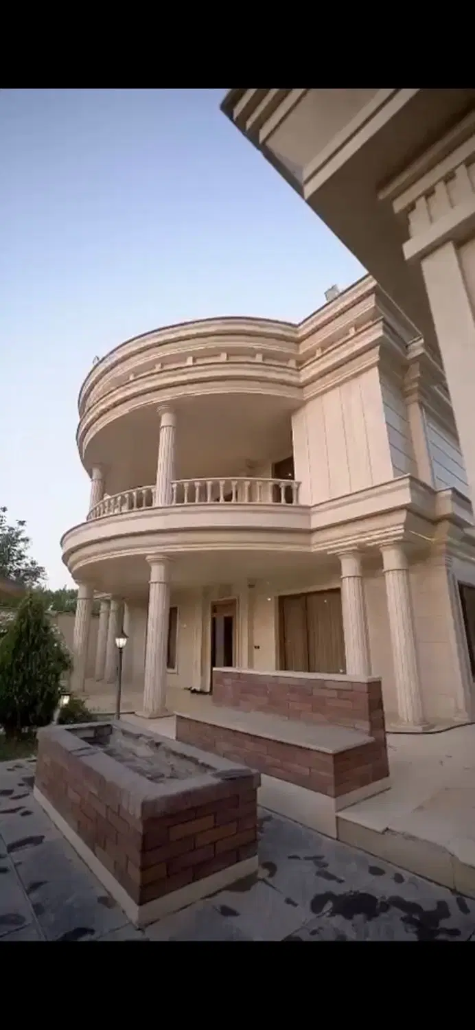 ۱۰۰۰مترویلا