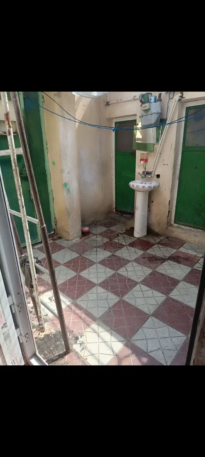 خانه ۶۰ متری عباس اباد