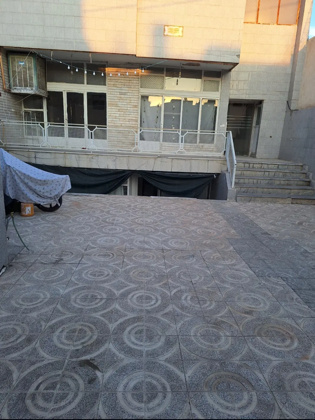 مطب ومسکونی