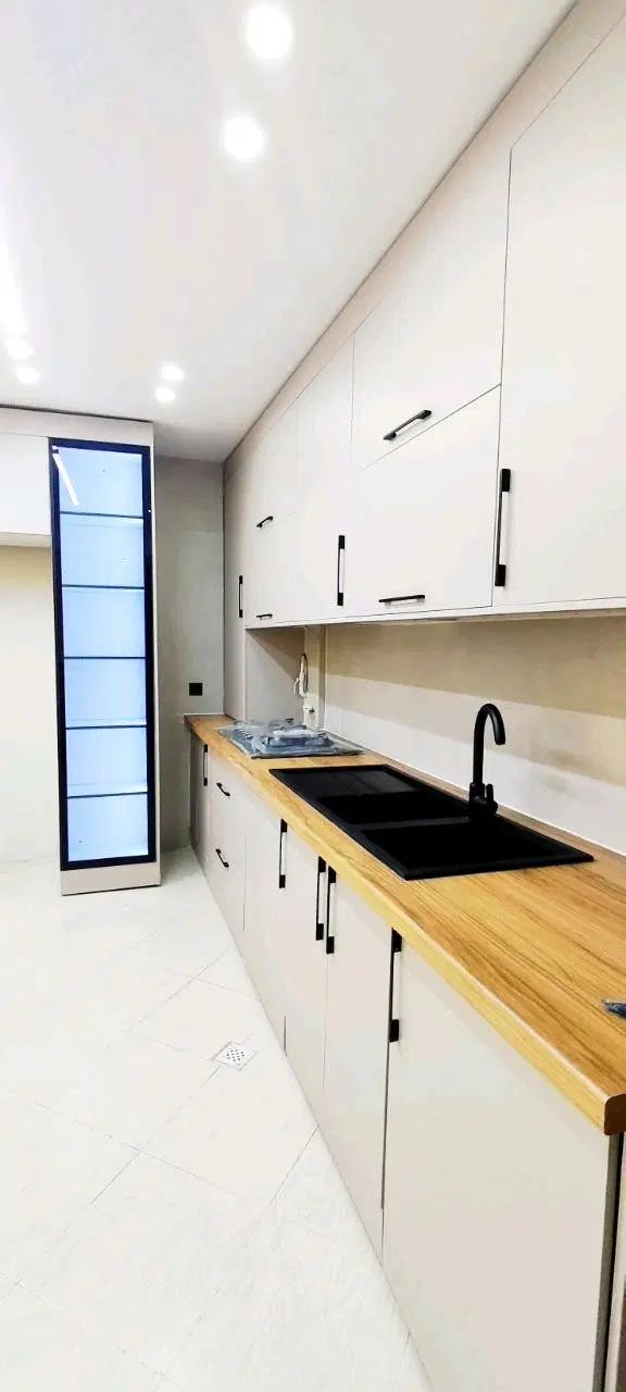 ۷۱متر۲خواب.روبنمافول امکانات.سندتکبرگ.پارکینگ سندی