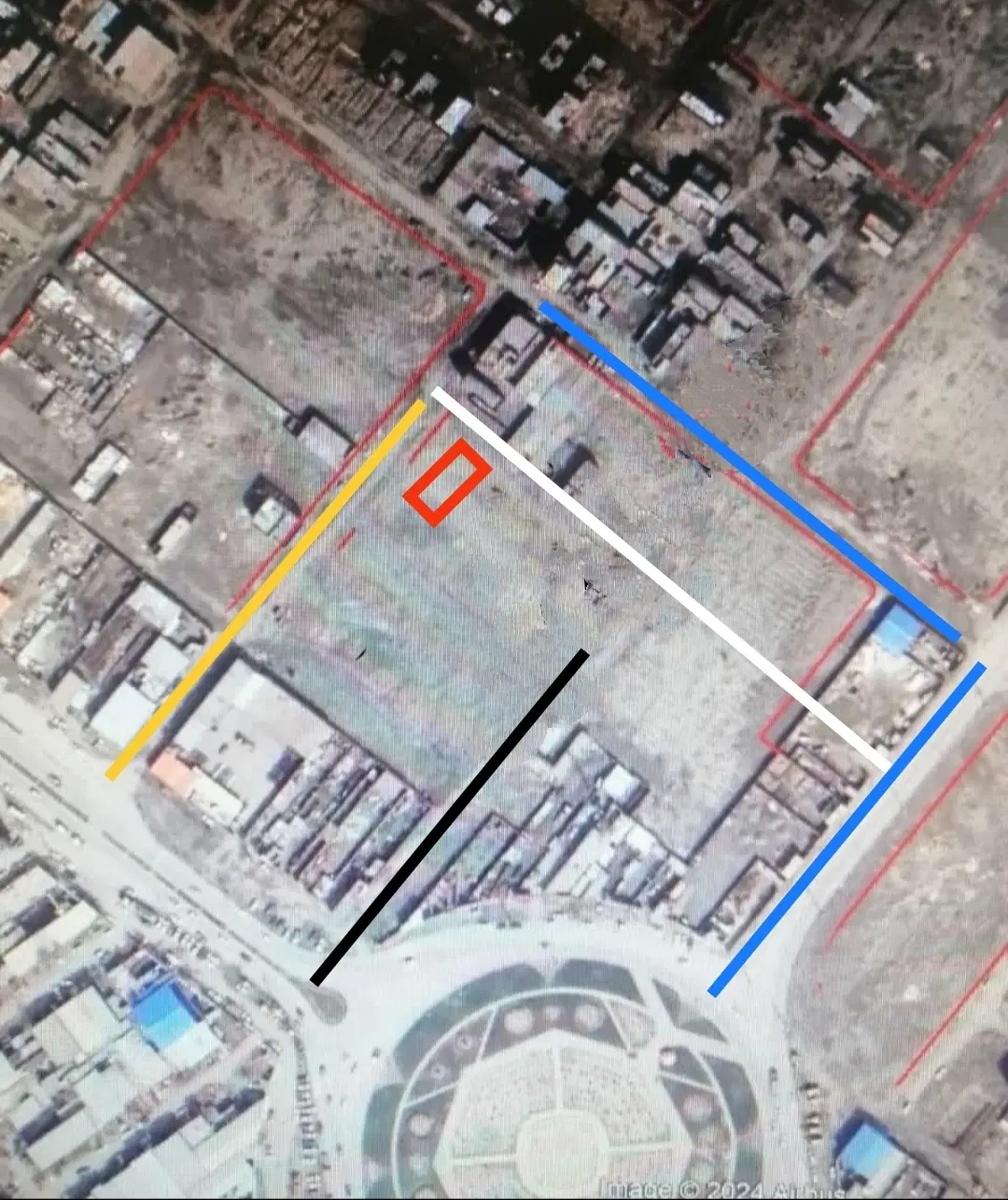 یک زمین در بلوار کشاورز ، ۱۰۰ متر