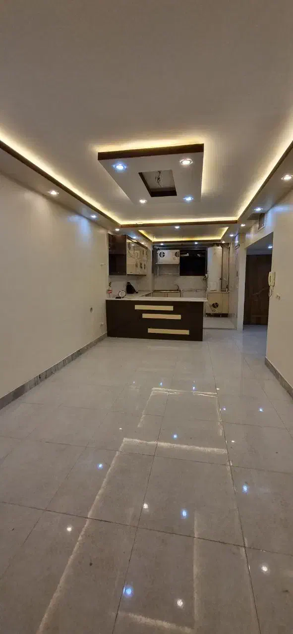 آپارتمان ۷۰ متری جنوبی