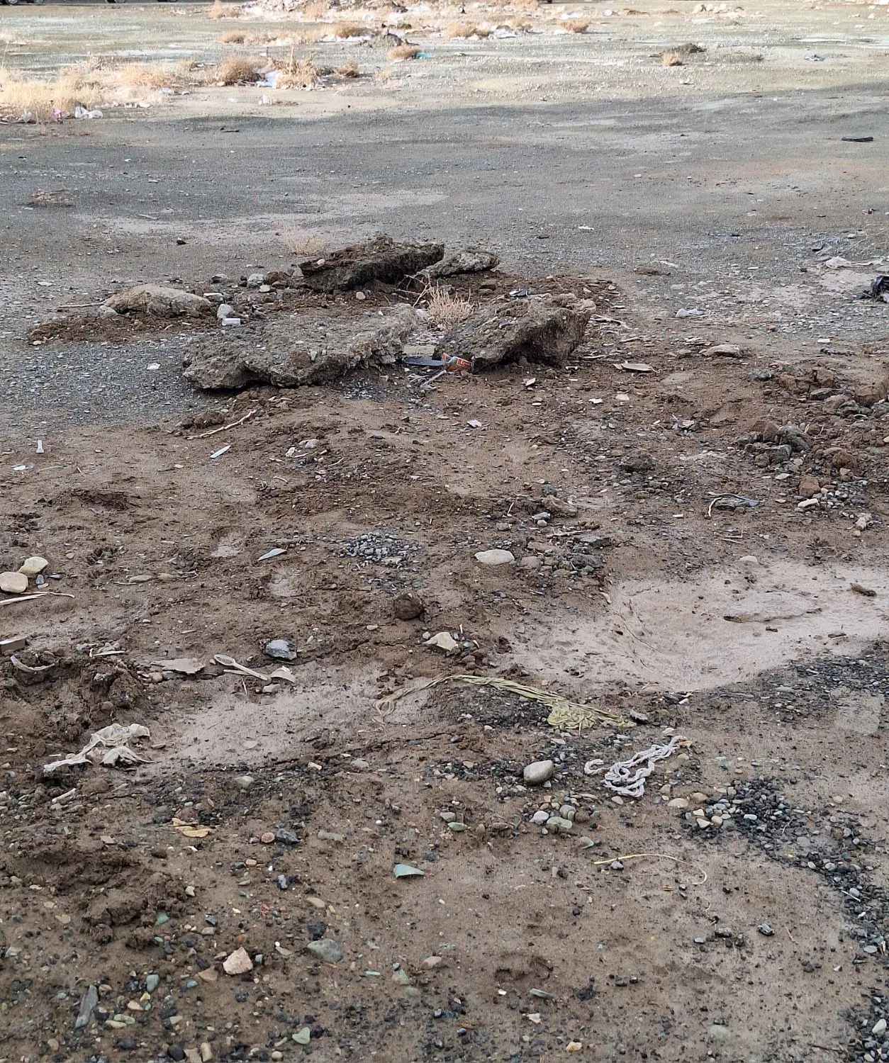 ۲۰۰ متر زمین کمالشهر بالای شهرک مشاهیر