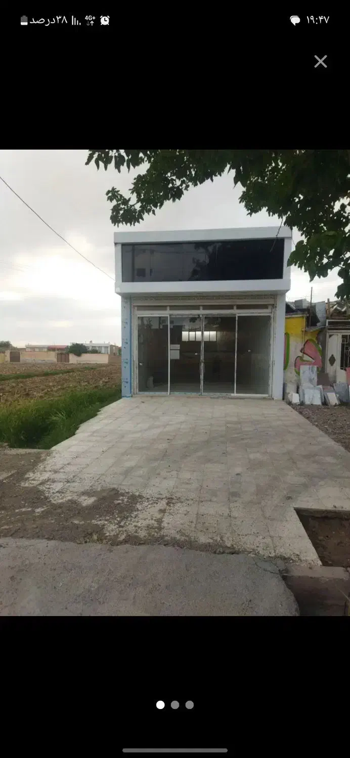 مغازه ۲۴ متری نبش خیابان