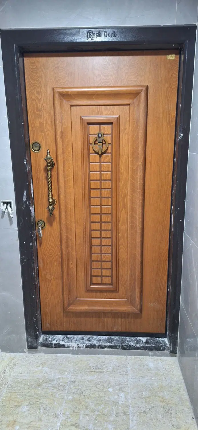 آپارتمان ۱۴۰ متری در حافظ