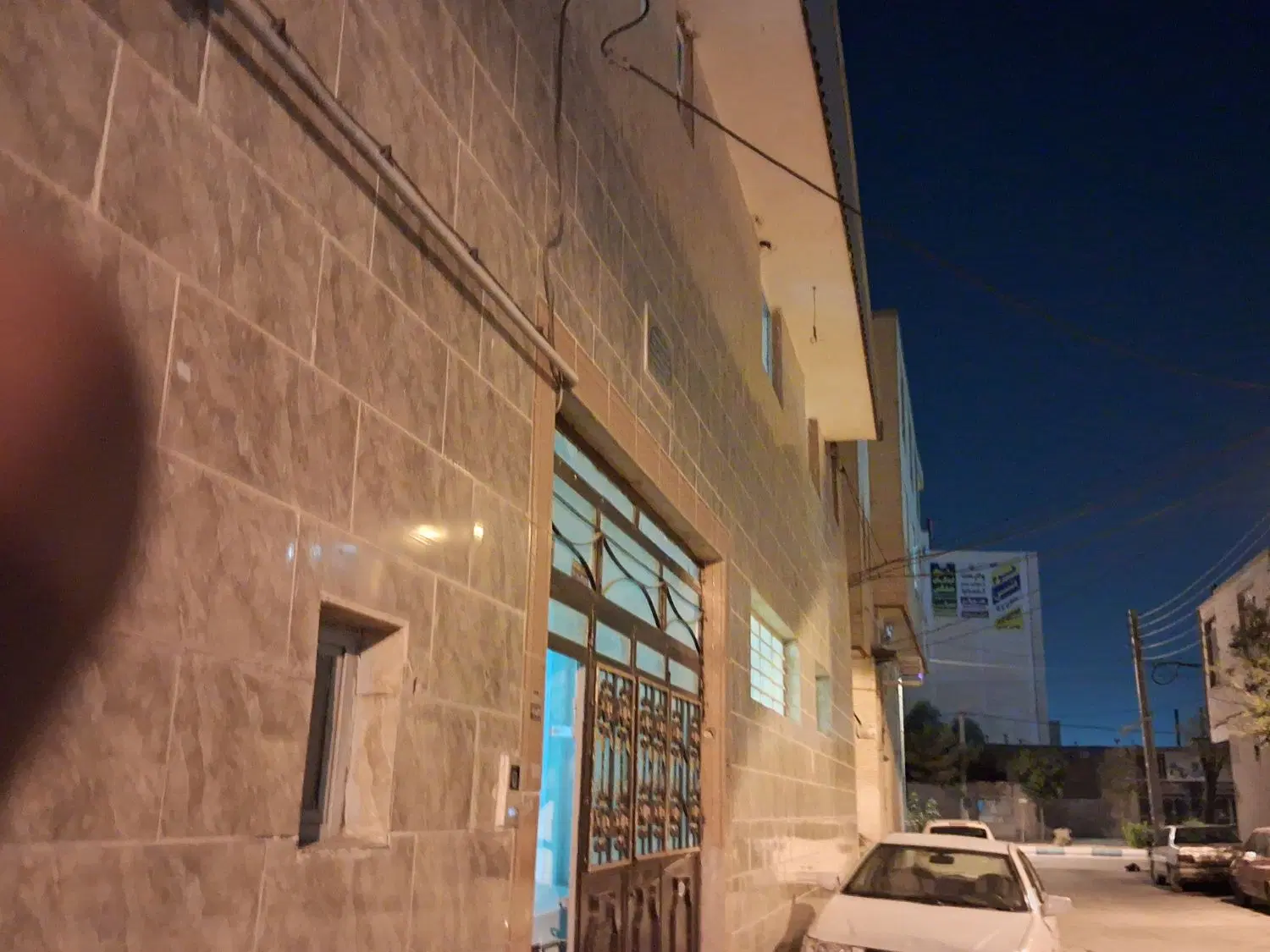 فروش خانه بزرگ به ابعاد ۱۶در۲۲