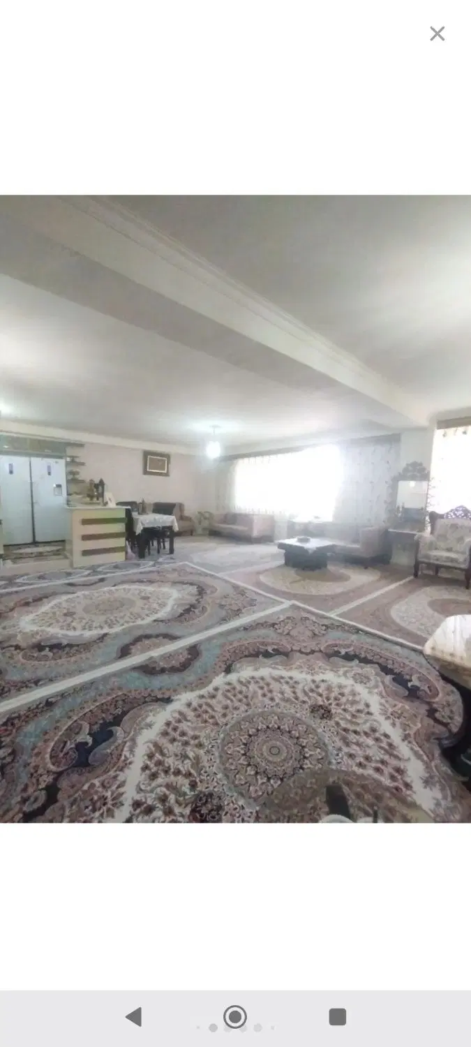 آپارتمان شخصی تک واحدی  پذیرایی دلباز و غرق در نور