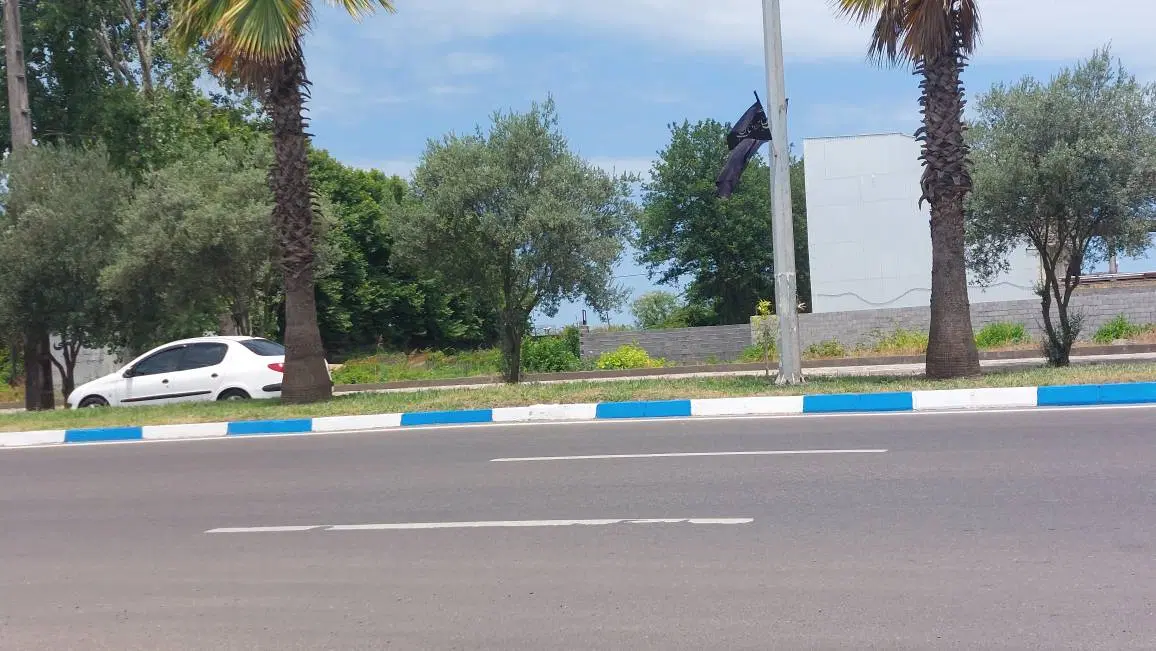 ۵۲۷ متر زمین کاربری خیابان اطبا