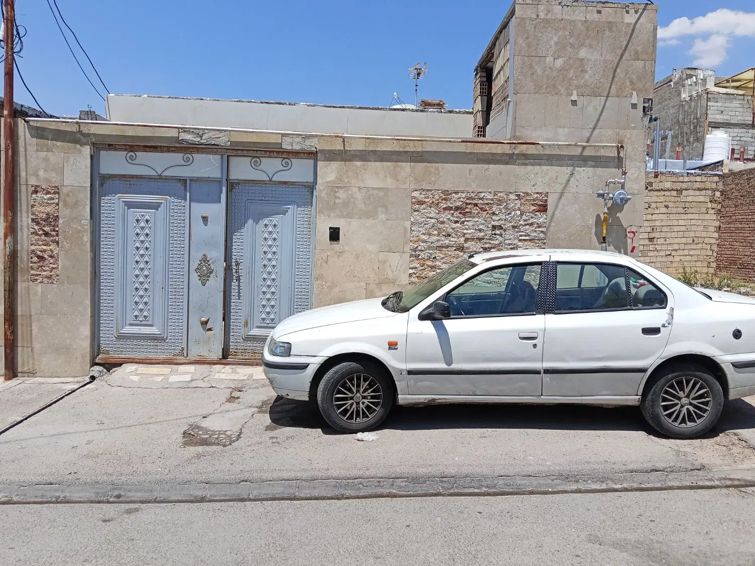 خانه در آناخاتون