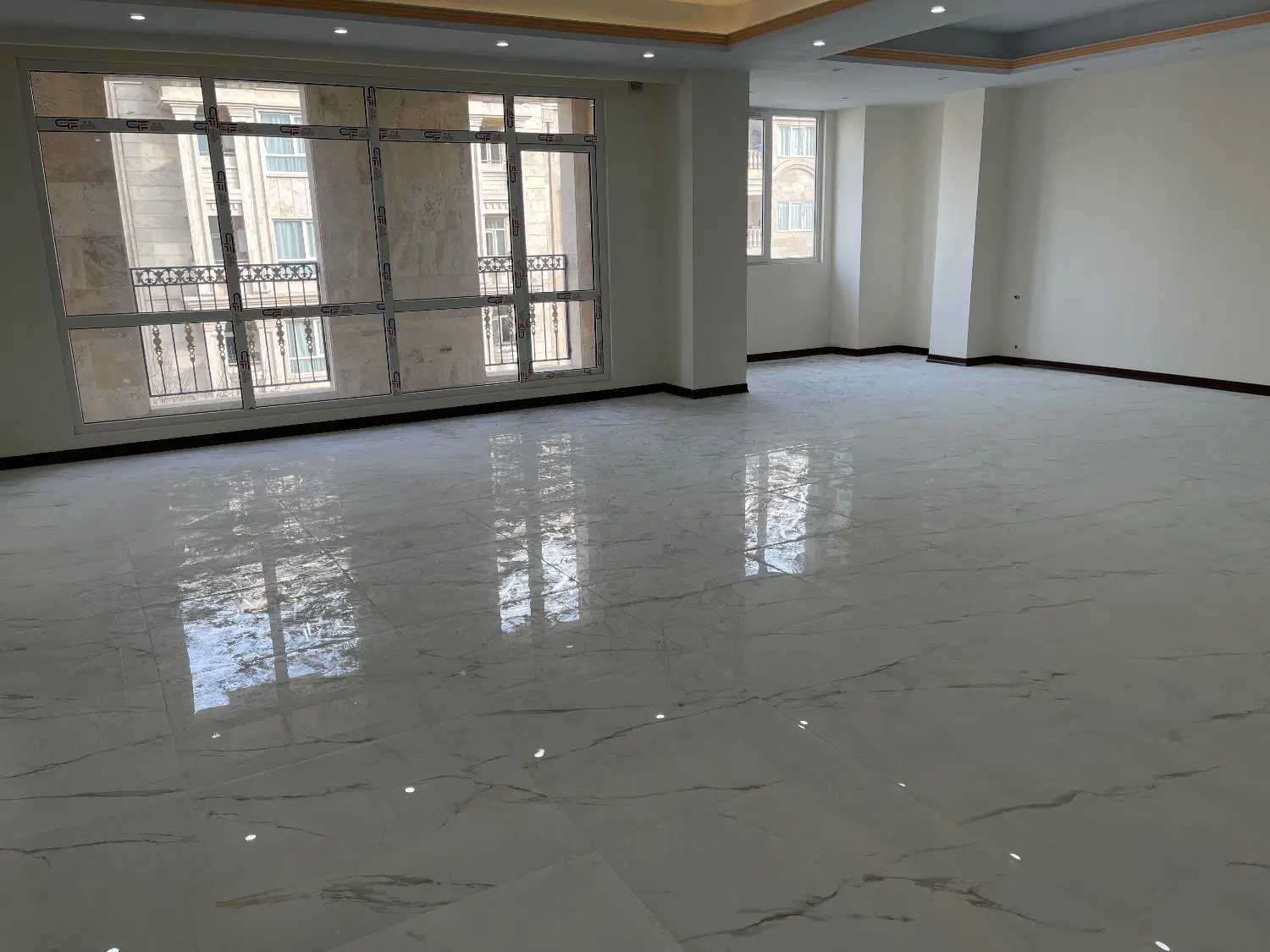 فروش اپارتمان ۱۱۸متری نوساز فول امکانات کلیدنخورده