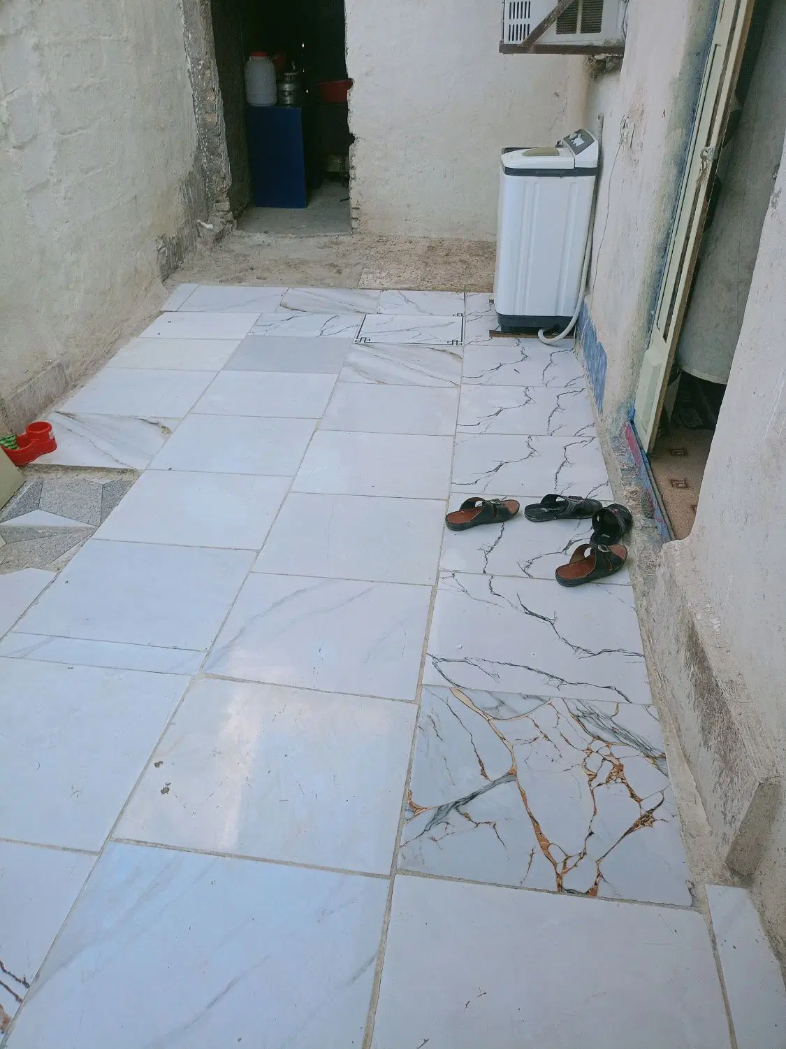 یک خانه خوب تمیز کوی سادات روبروی 22فرععی چهار چب