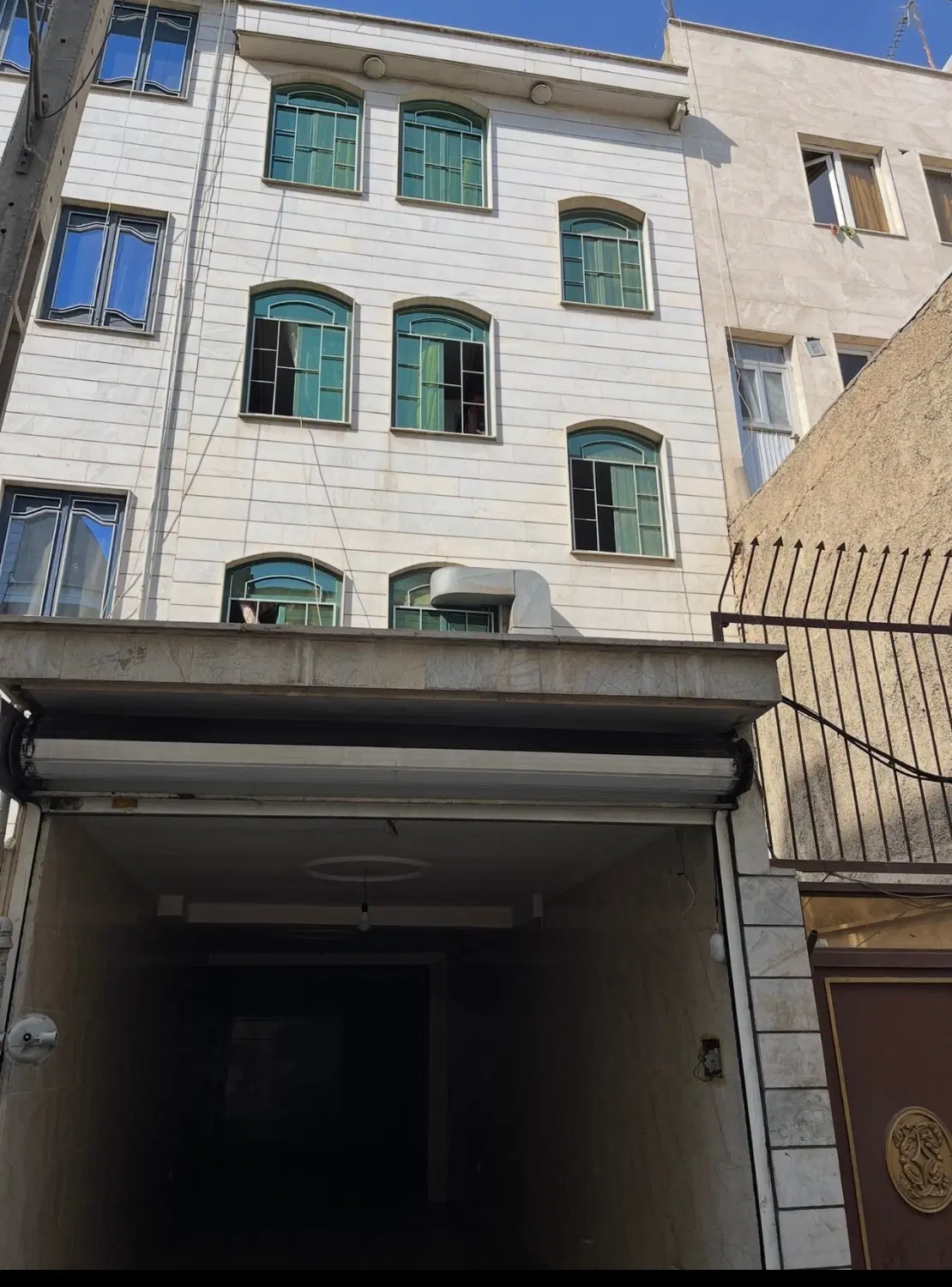 خانه ۷۵متری ۴طبقه بازارمبل نعمت آباد