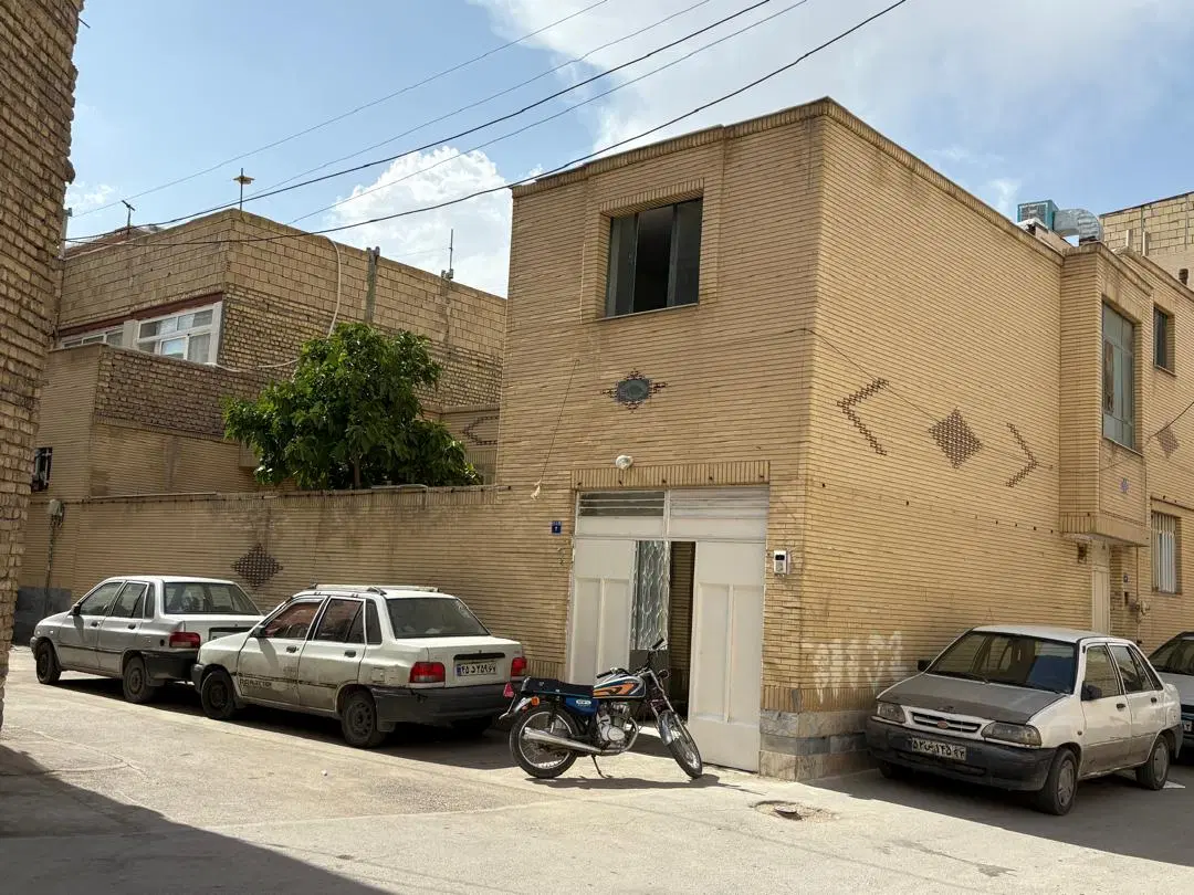 فروش خانه با ۴ خواب پارکینگ دار دربست