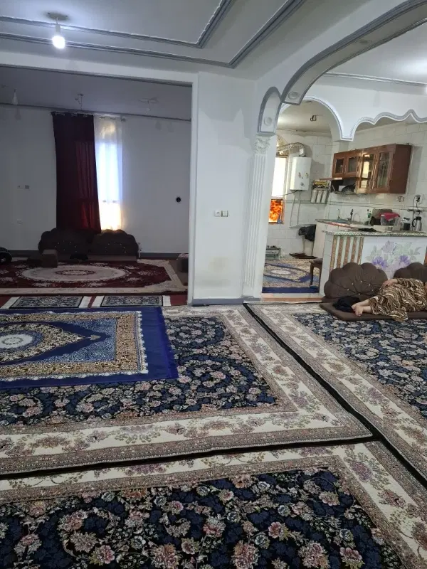 ملک تجاری مسکونی