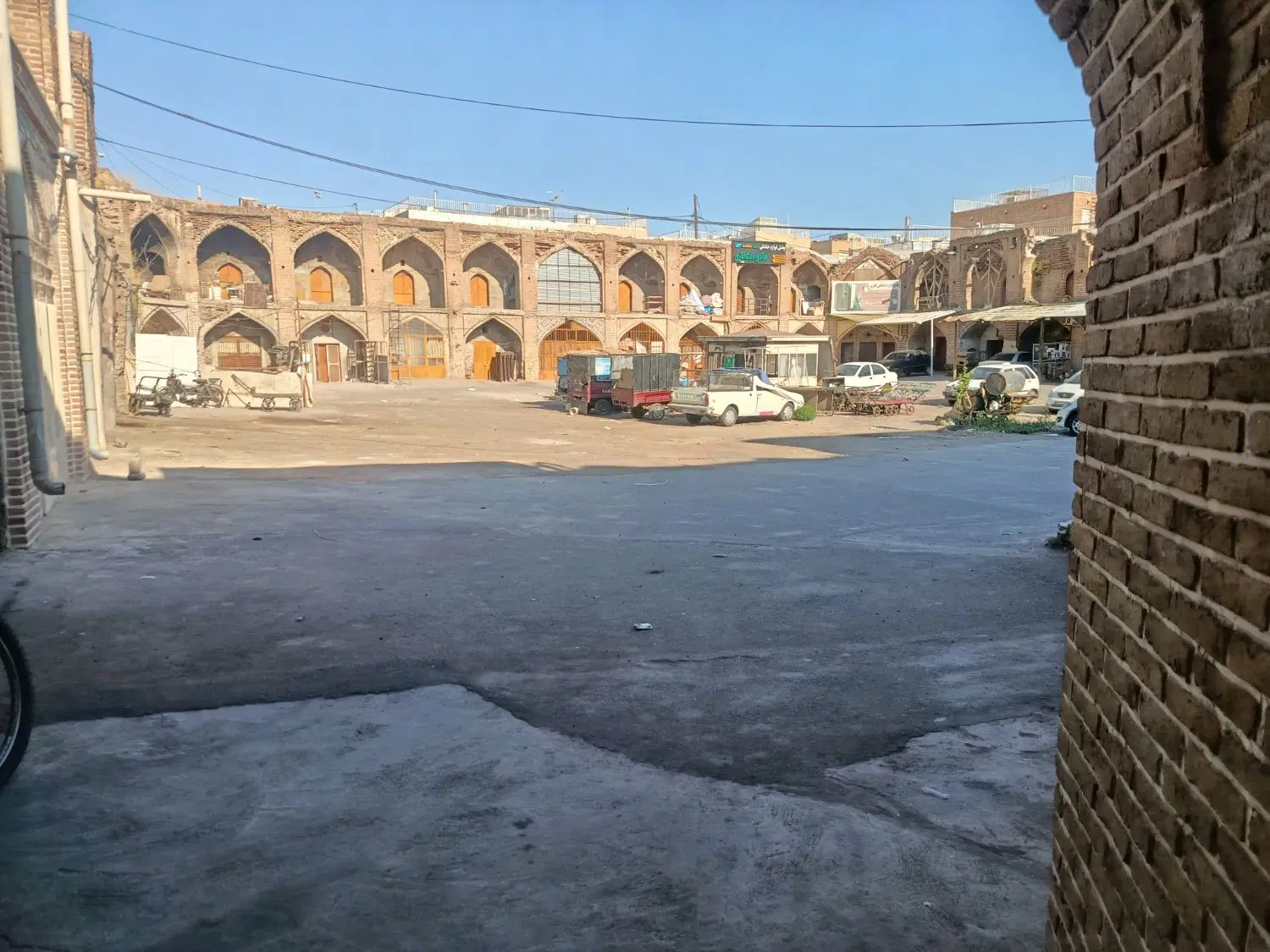 فروش یک باب مغازه در بازار