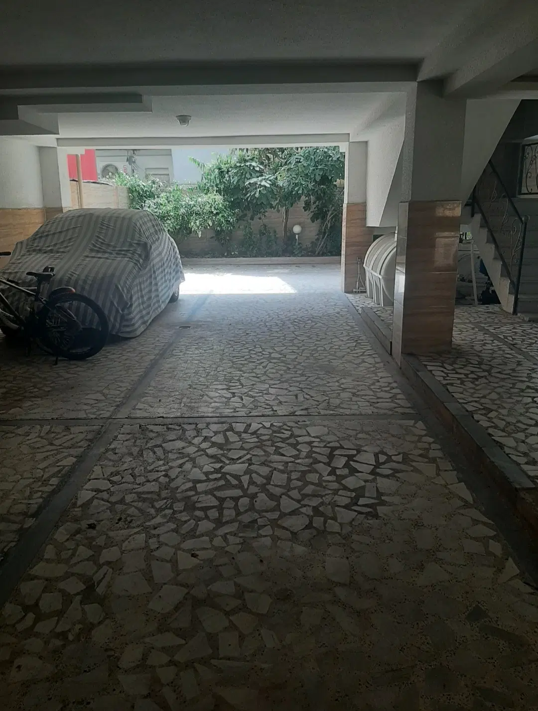 ۲ خواب ک  نرگس پارک کسمایی ۲پارکینگ تاپ لوکیشن