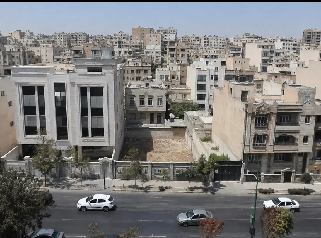 فروش زمین ۱۴۰ متری تجاری