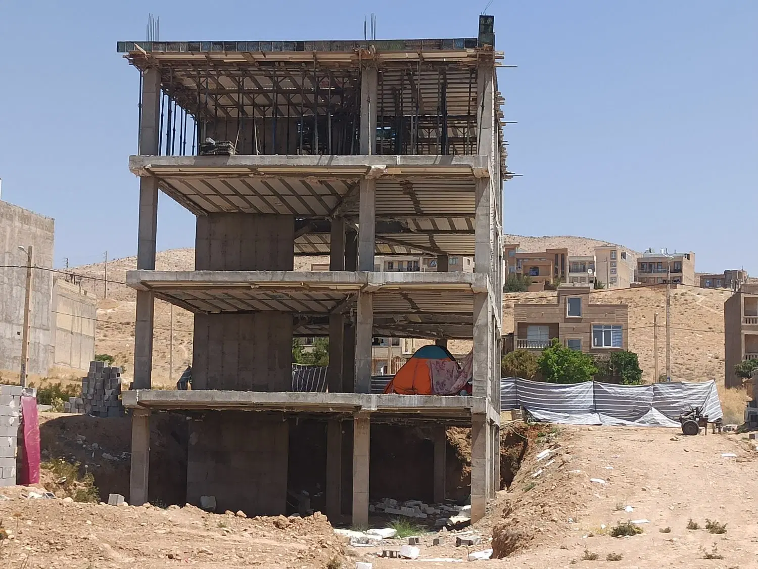 معاوضه اسکلت با زمین،صدرا فاز 2