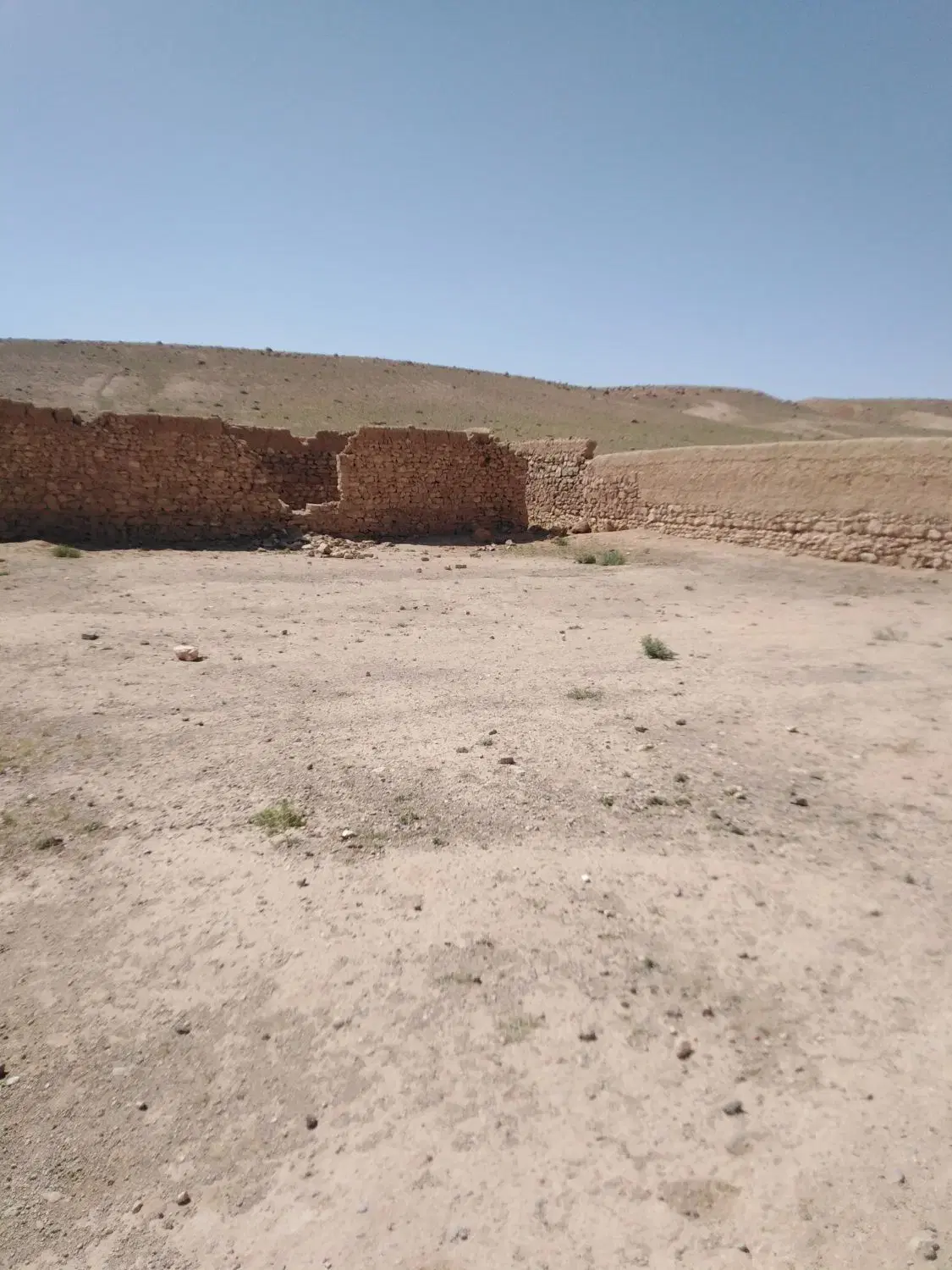 زمین کلنگی 800 متر در روستای هندل آباد