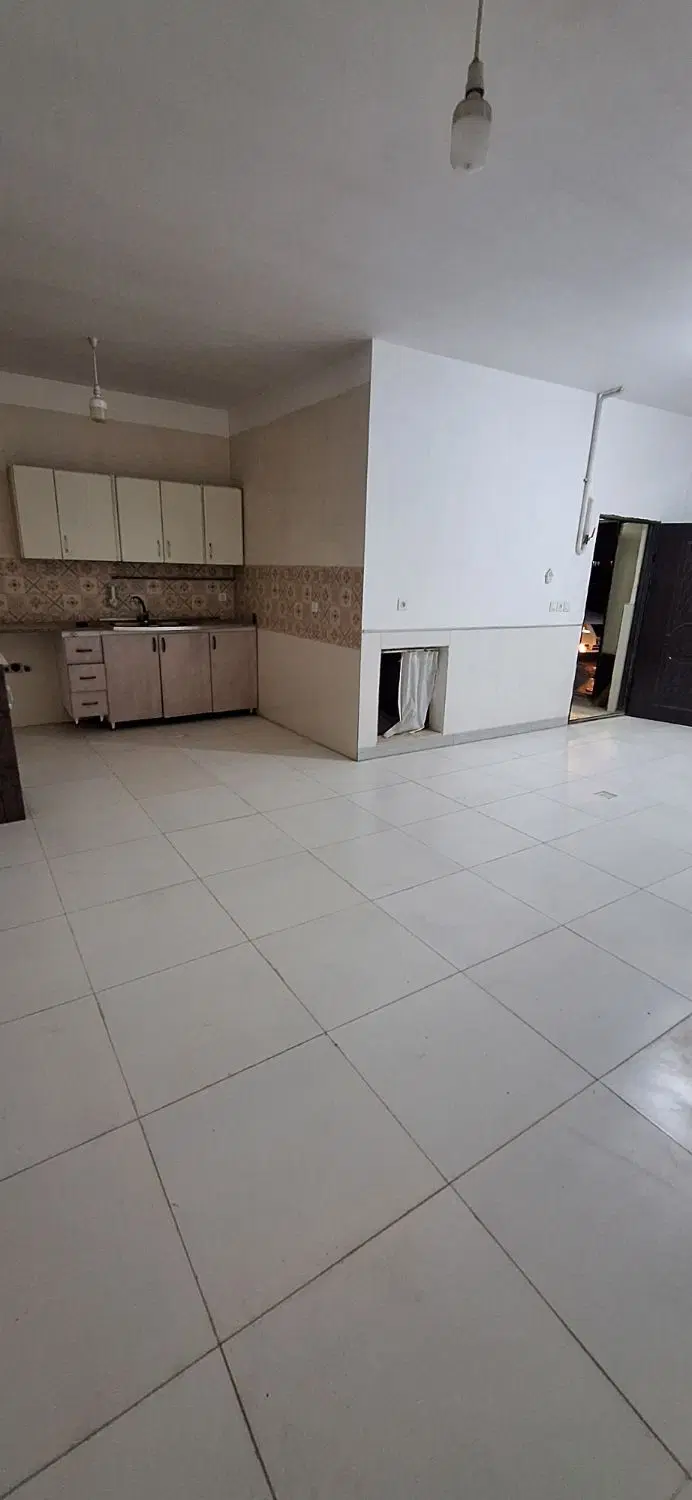 فروش خانه مسکونی وسط قواره